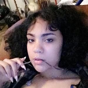 Meet your Posher, Katlyn